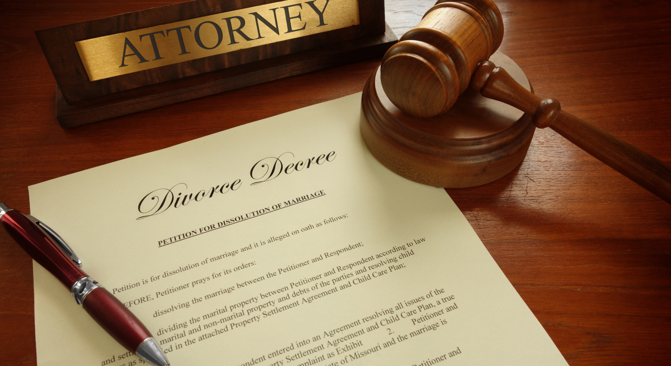 what does a collaborative divorce attorney do?
